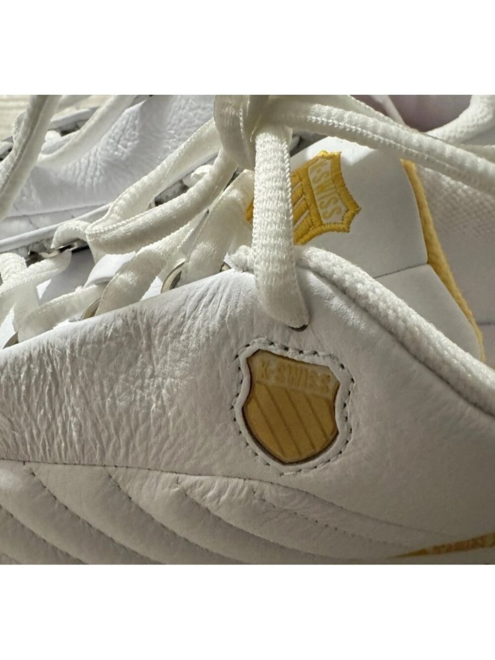 K-Swiss Women Denley Low Top Shoe Sneaker White Yellow Size 8 new - Picture 4 of 10